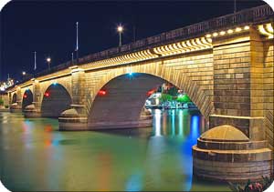 london bridge at lake havasu at night
